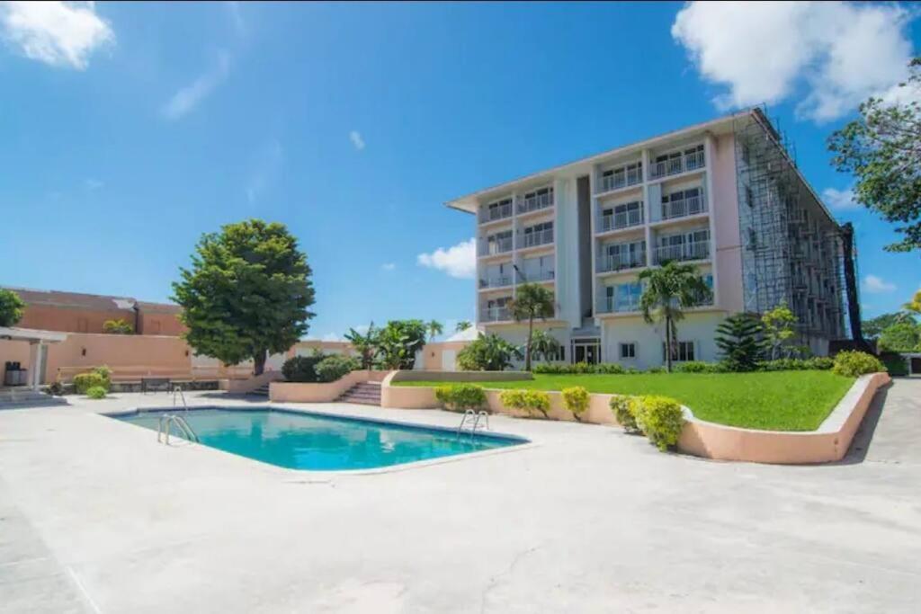 Nassau Harbour Cozy 2 Bedroom Condo Экстерьер фото